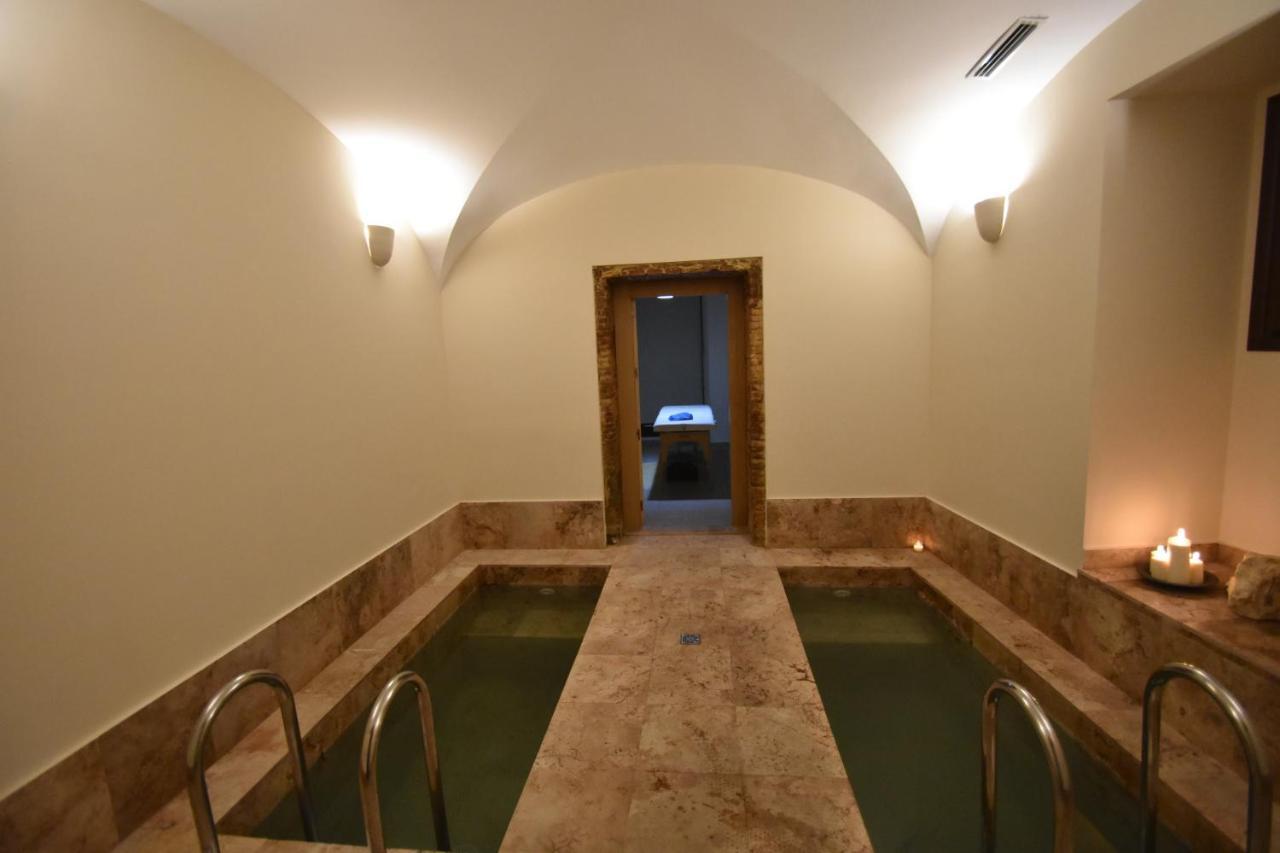 Hostal Aquaforum Mérida Dış mekan fotoğraf